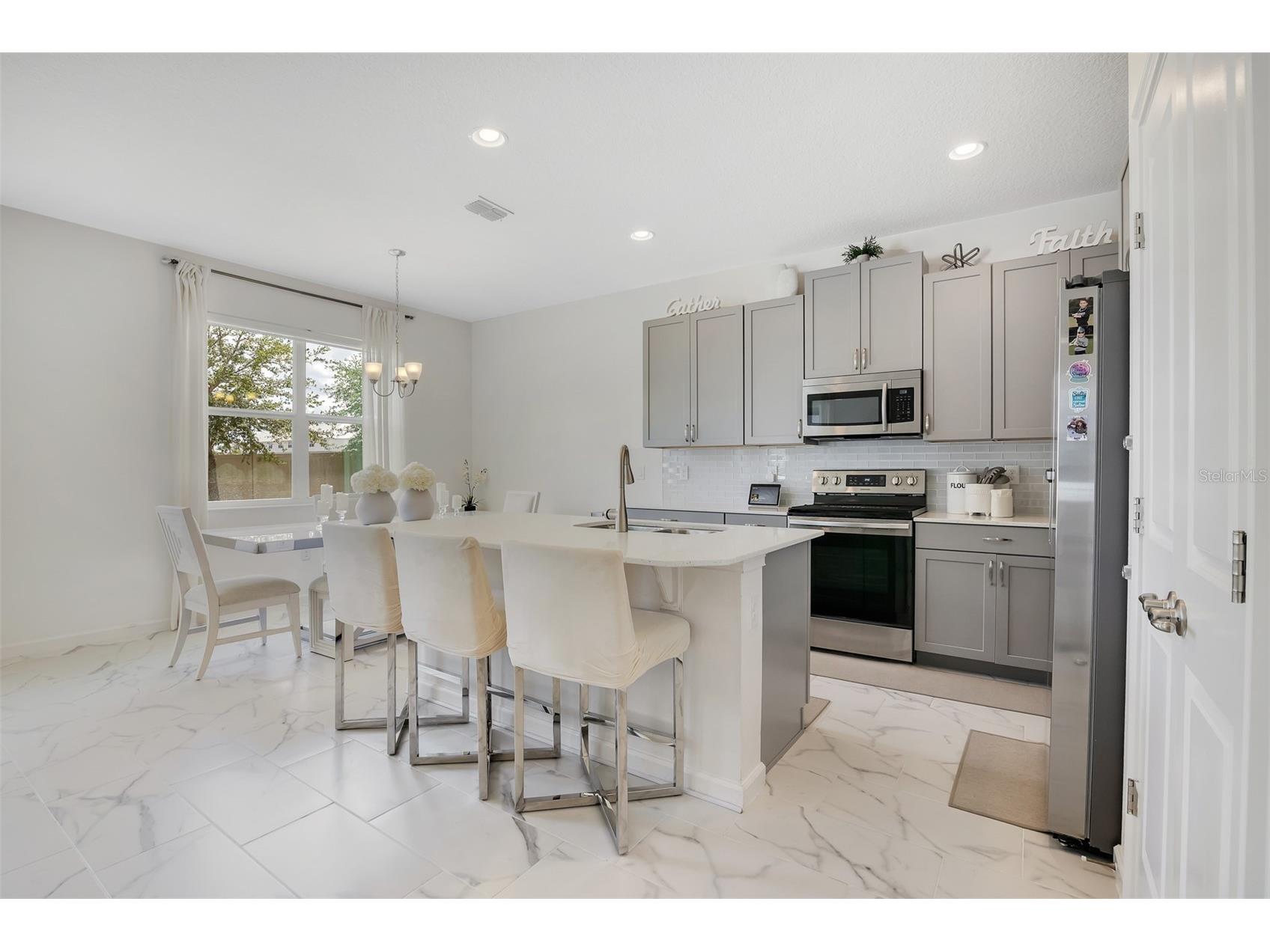 549 Sapphire Drive Davenport FL 33837 O6404268 image8
