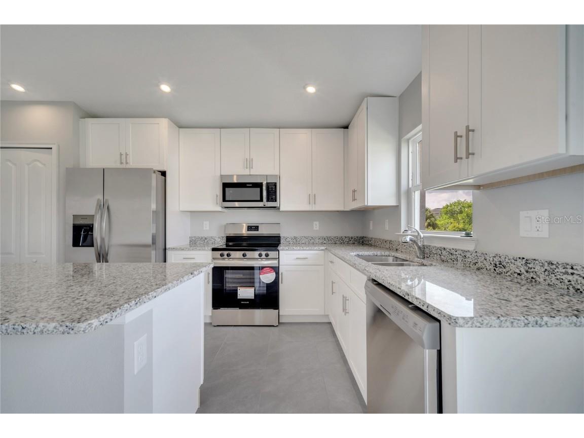 549 Viceroy Court Kissimmee FL 34758 S5129967 image9