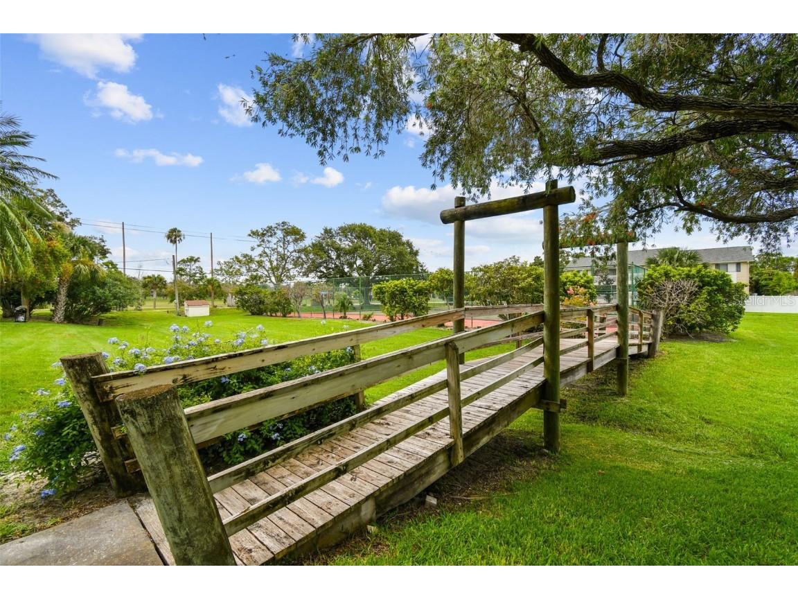 549 Walden Court Dunedin FL 34698 TB8450862 image32