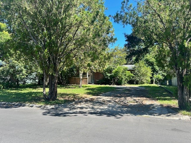 549 Young Place Lakeland FL 33803 L4954704 image1