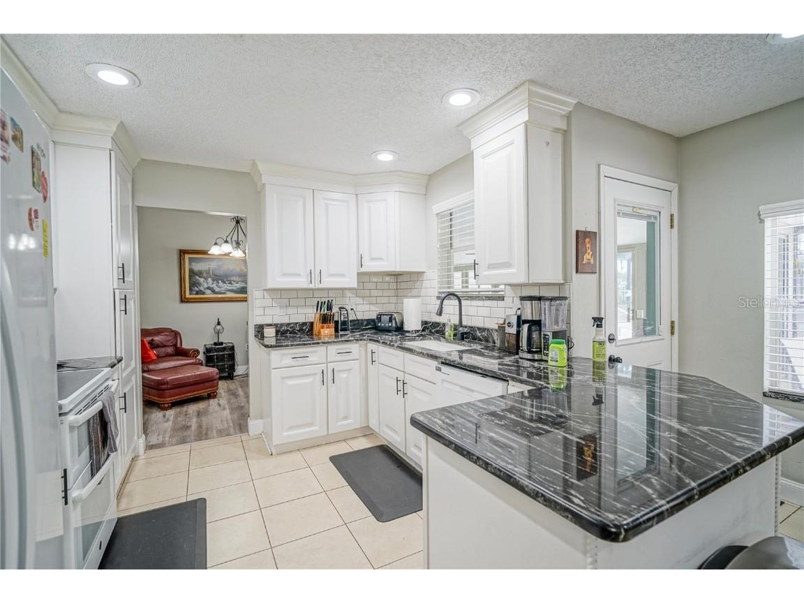 5490 SE Highway 42 Summerfield FL 34491 OM695781 image11