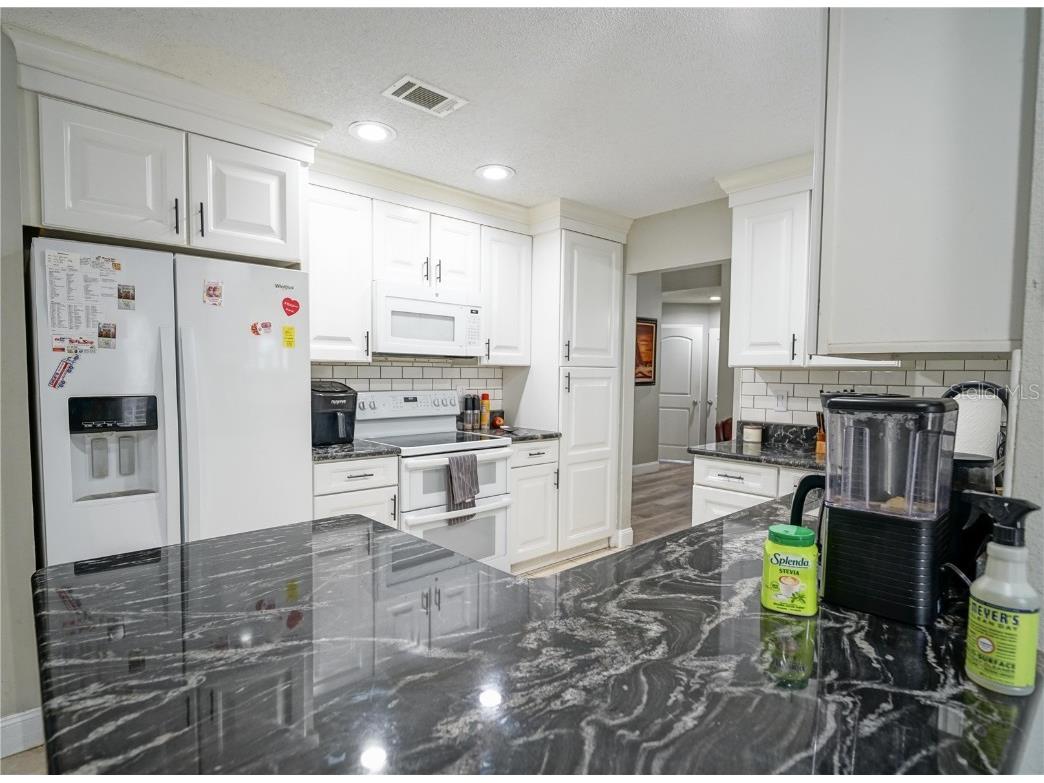 5490 SE Highway 42 Summerfield FL 34491 OM695781 image14