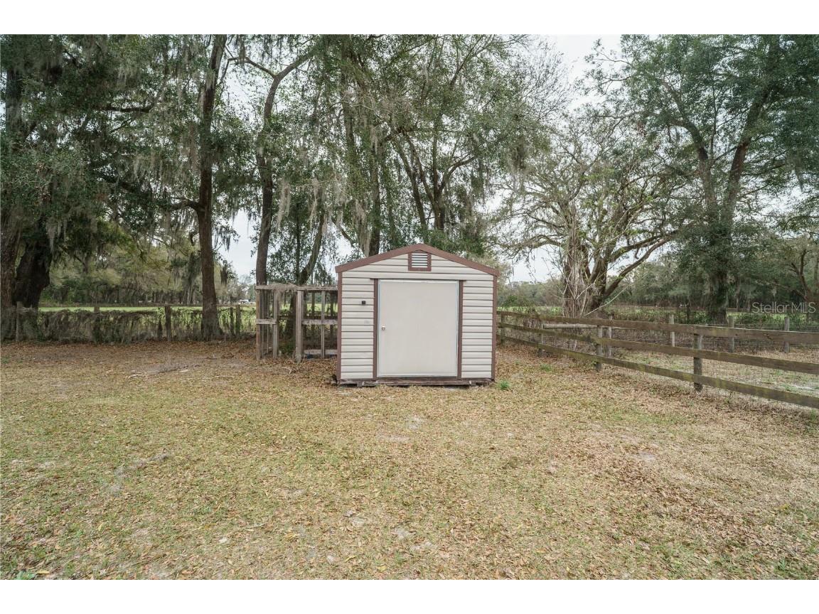 5490 SE Highway 42 Summerfield FL 34491 OM695781 image64