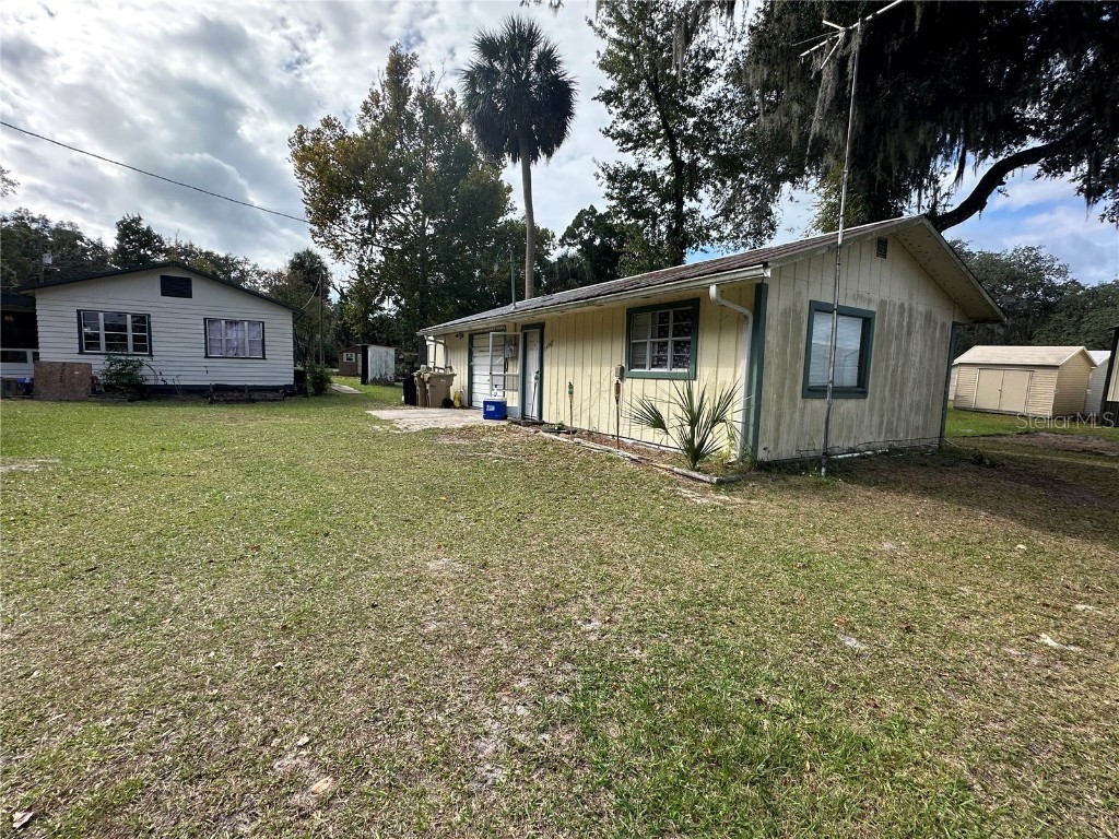 54901 Cedar Crest Road Astor FL 32102 R4910214 image17