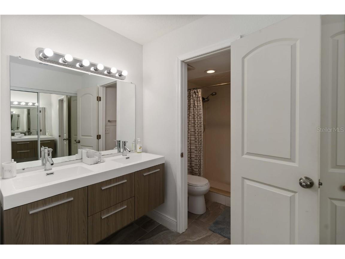 5493 Pine Creek Drive #1904 Orlando FL 32811 O6356052 image10