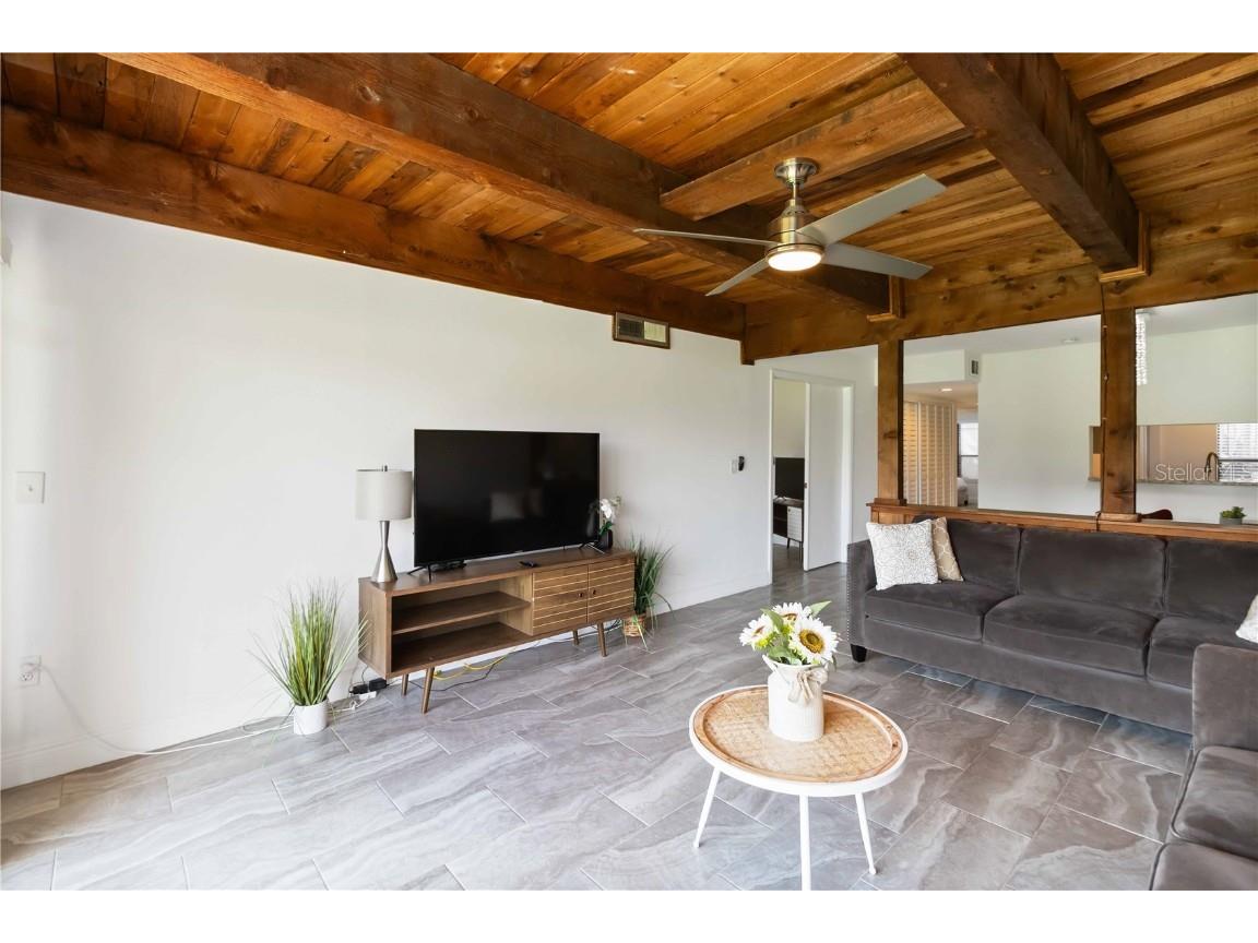 5493 Pine Creek Drive #1904 Orlando FL 32811 O6356052 image4