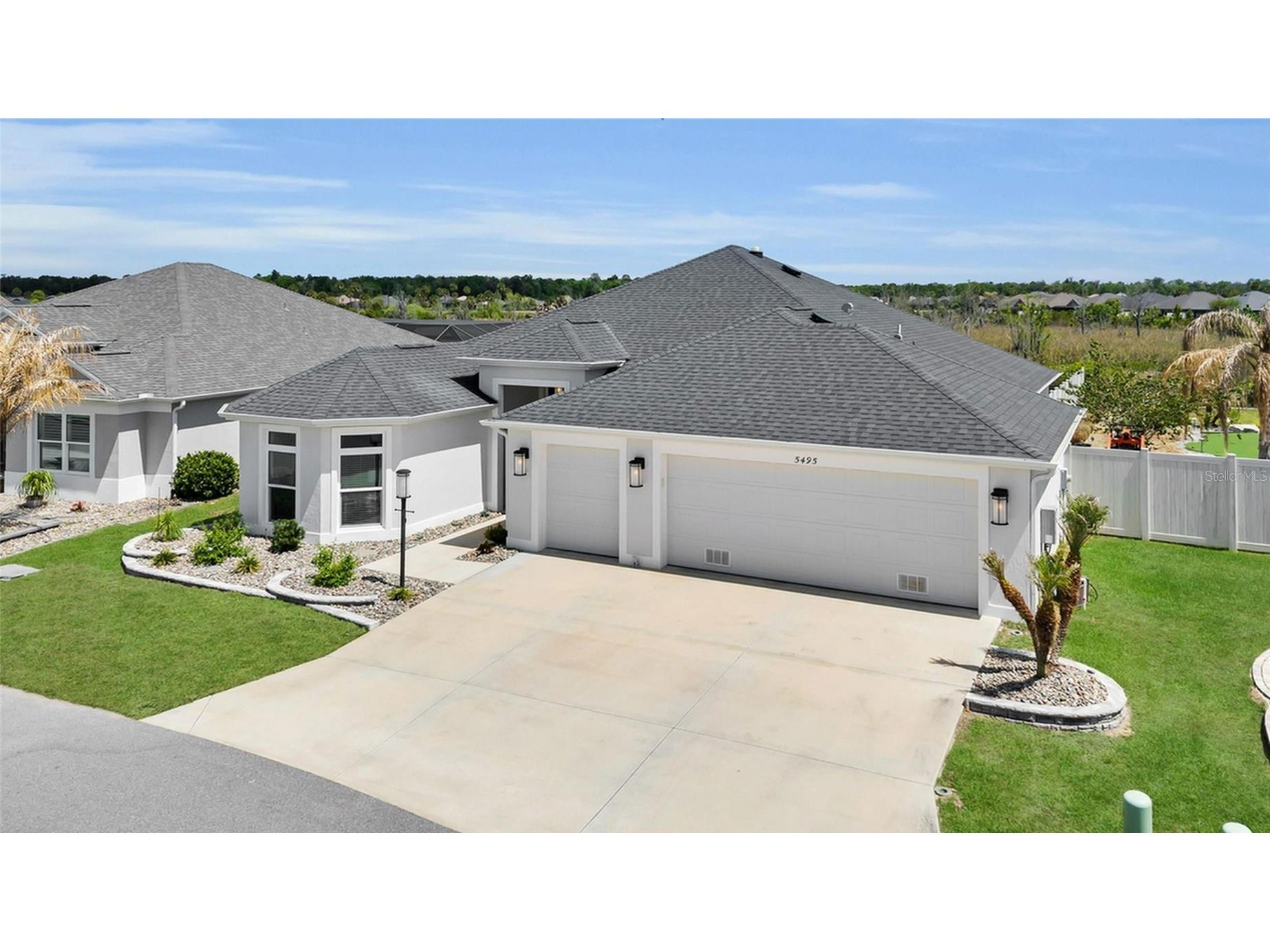 5495 Hawkins Drive The Villages FL 32163 G5110525 image2
