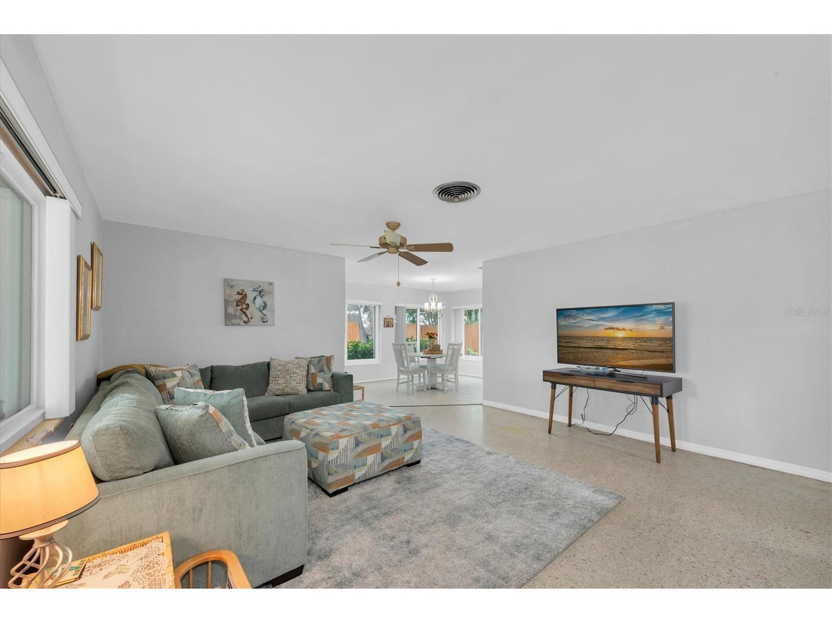 55 A Dolphin Drive Treasure Island FL 33706 TB8515656 image11