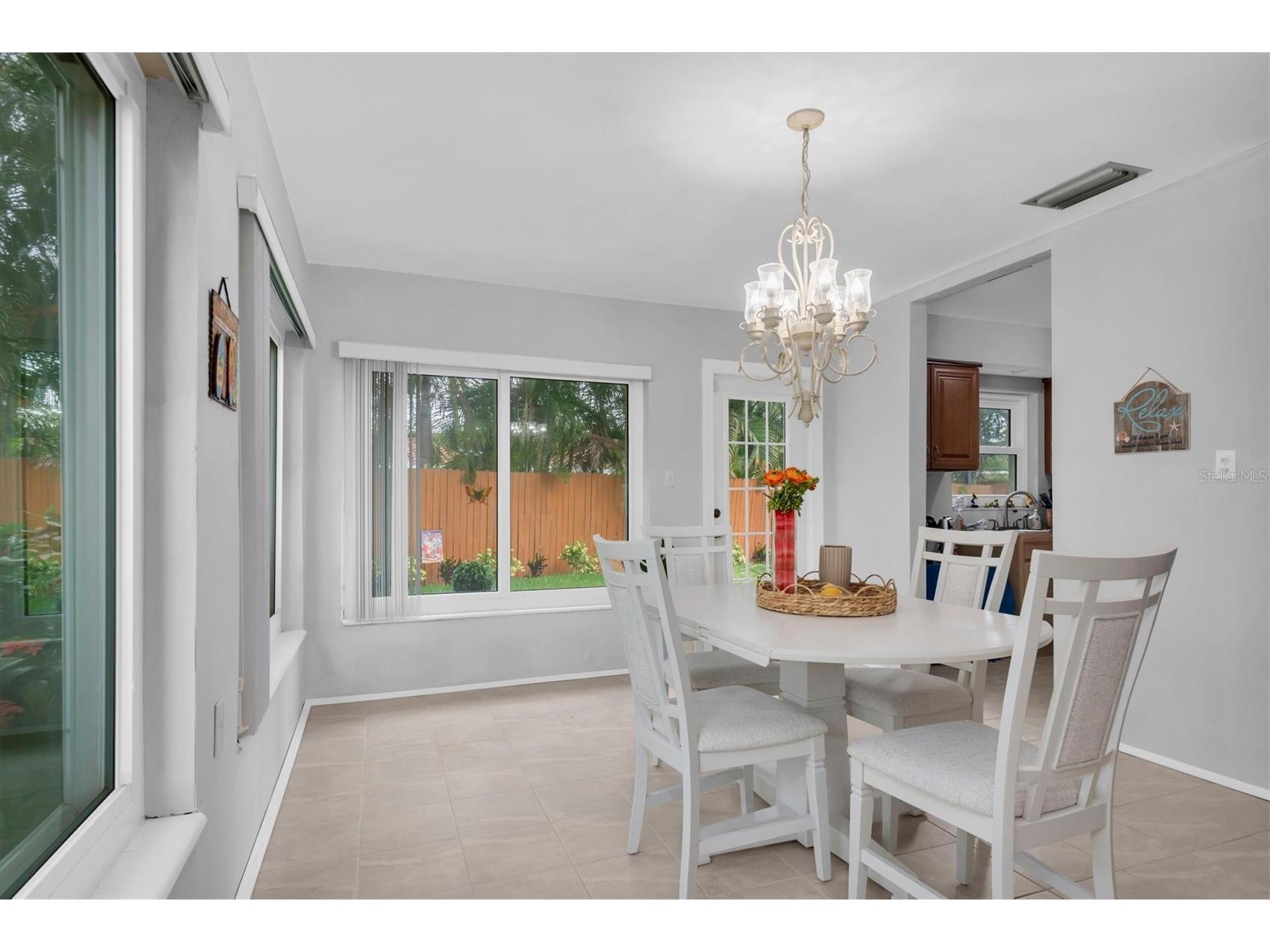 55 A Dolphin Drive Treasure Island FL 33706 TB8515656 image13