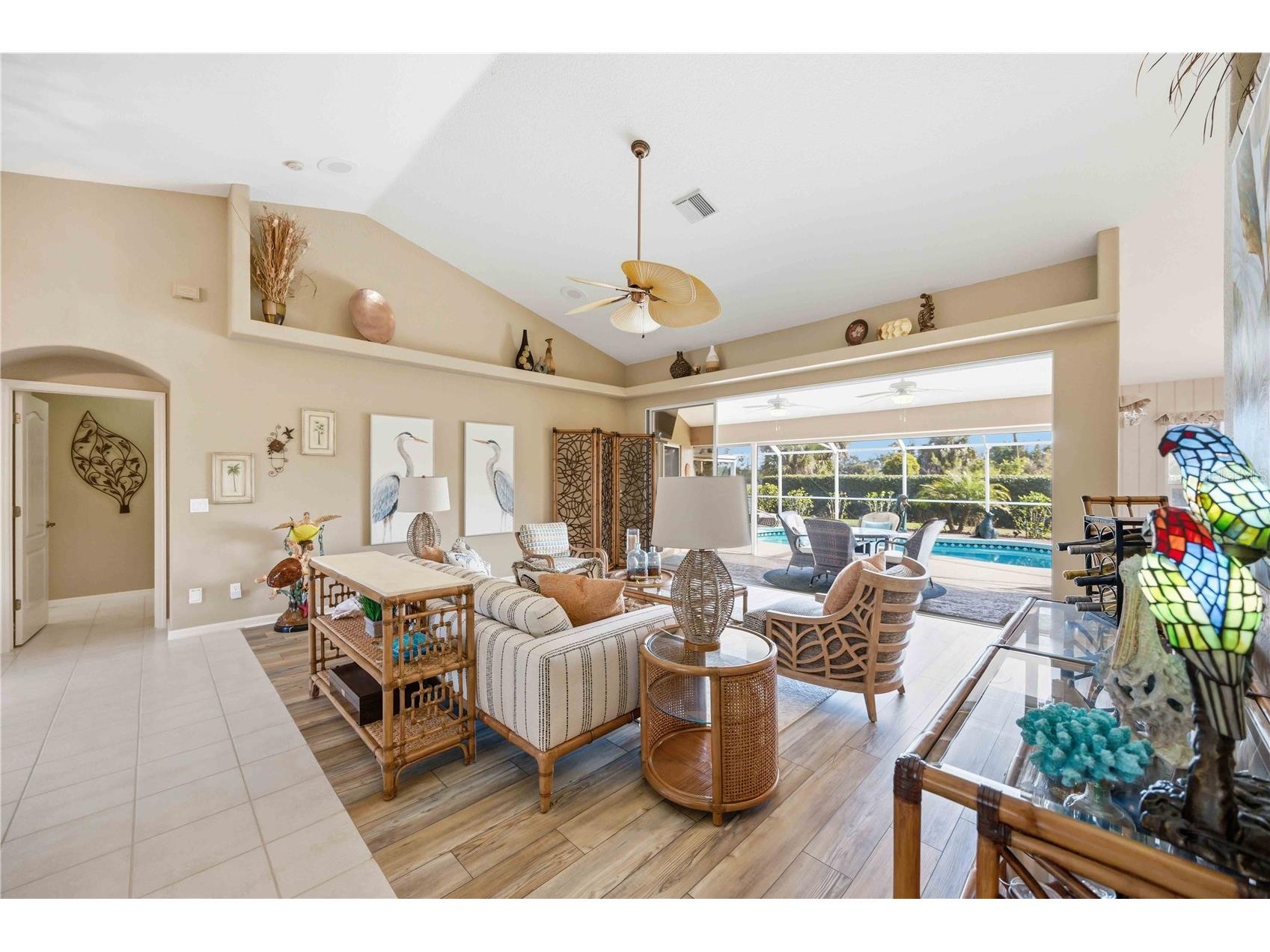 55 Clubhouse Road Rotonda West FL 33947 N6143090 image8