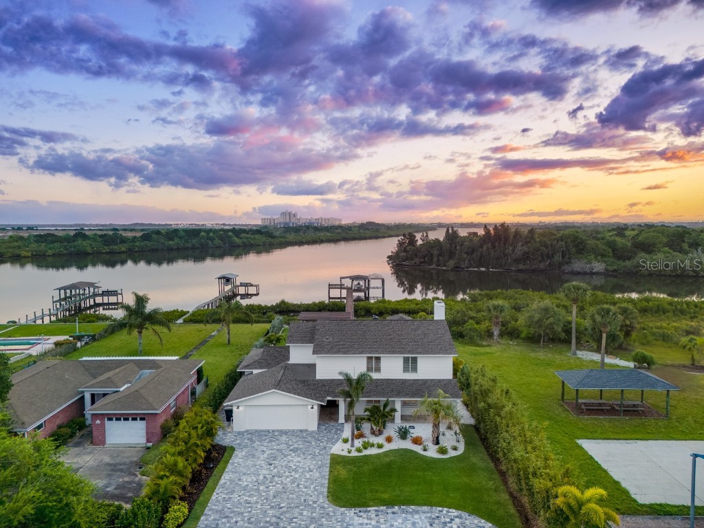 55 Cunningham Drive, New Smyrna Beach, FL, 32168 MLS NS1080992 Edina Realty