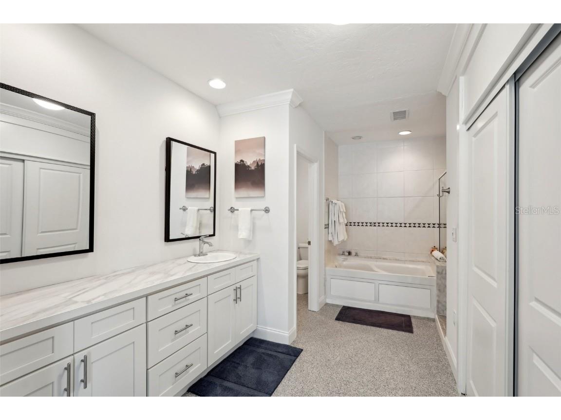 55 N Washington Drive Sarasota FL 34236 A4200349 image26