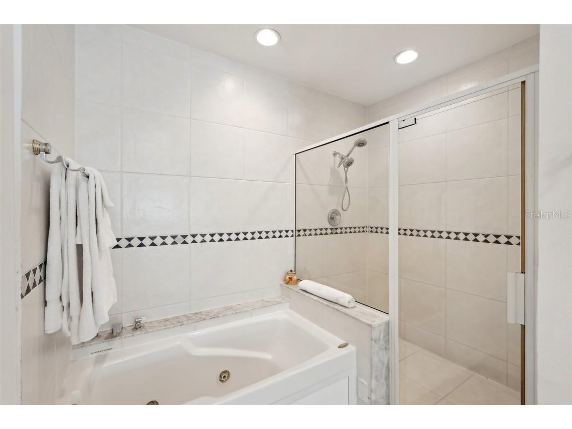 55 N Washington Drive Sarasota FL 34236 A4200349 image28