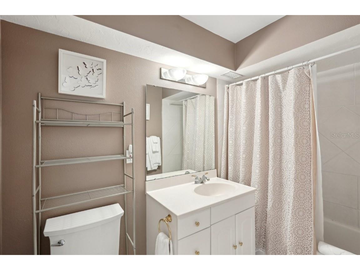 55 N Washington Drive Sarasota FL 34236 A4200349 image44