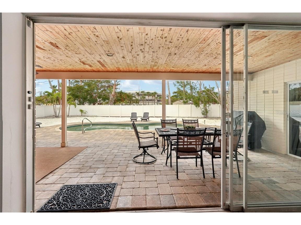 55 N Washington Drive Sarasota FL 34236 A4200349 image59