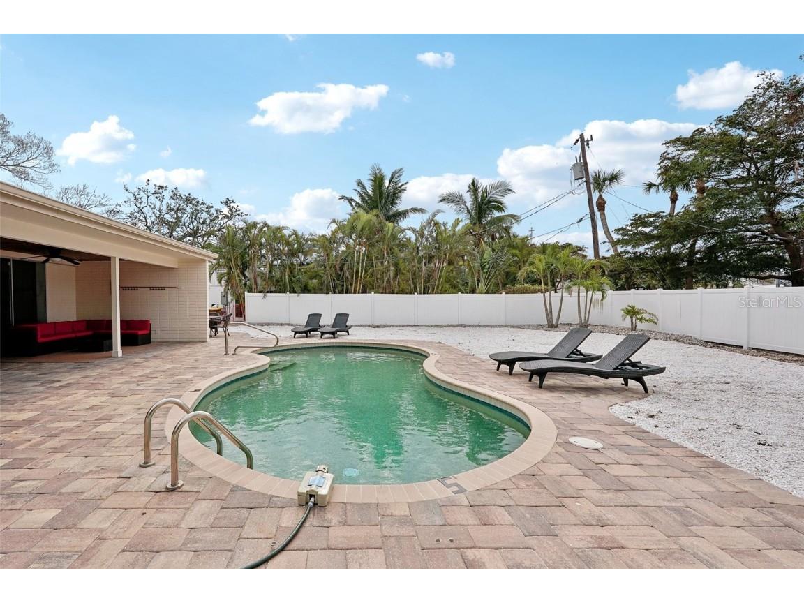 55 N Washington Drive Sarasota FL 34236 A4200349 image62