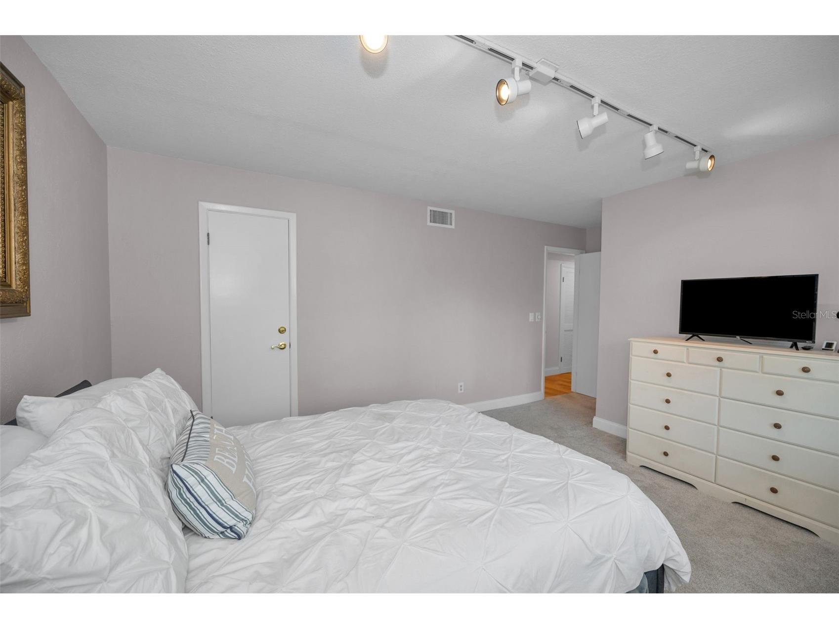 55 Rogers Street #203 Clearwater FL 33756 TB8465622 image39