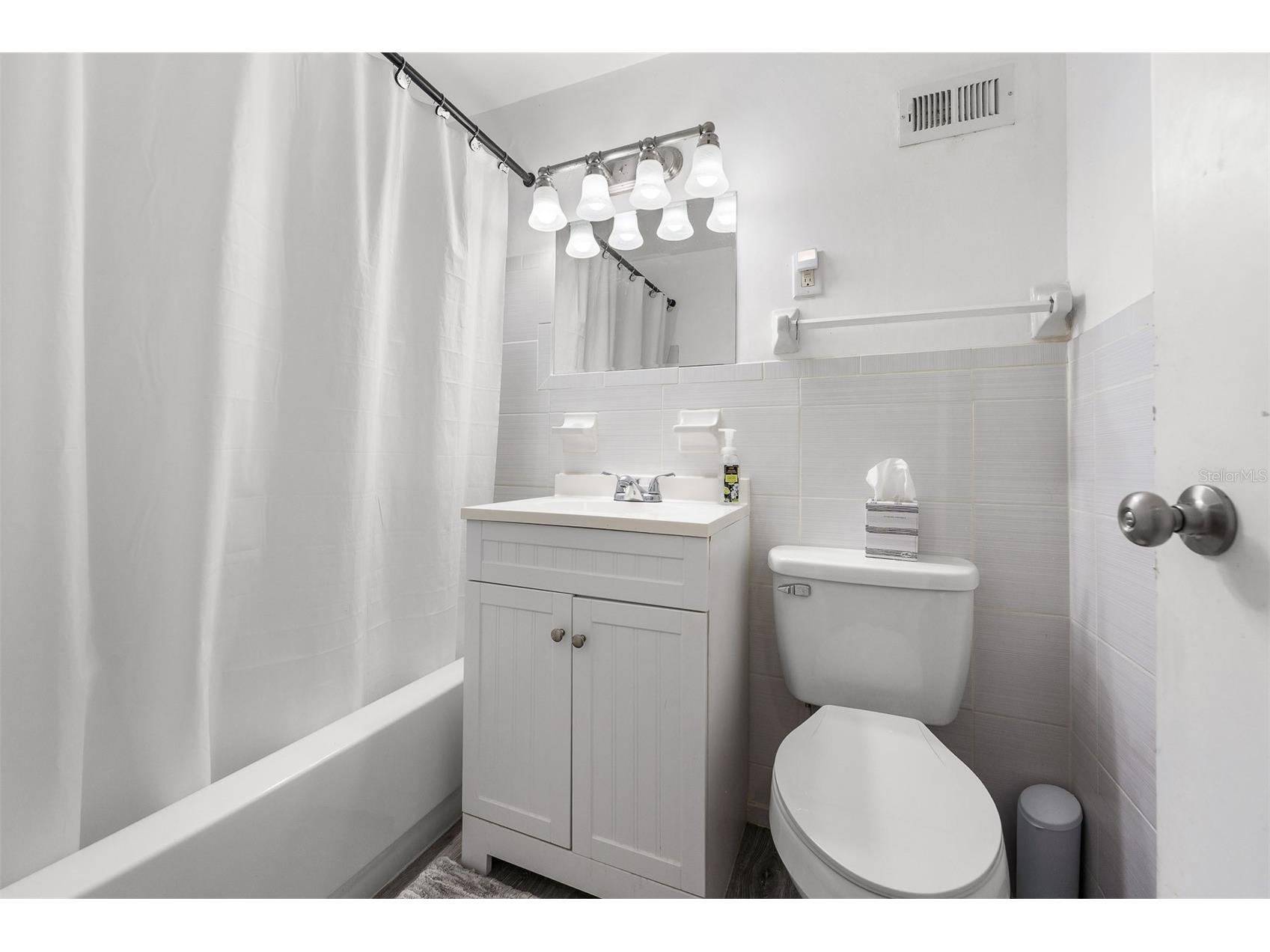 55 Sea Park Boulevard #204 Satellite Beach FL 32937 O6407419 image12