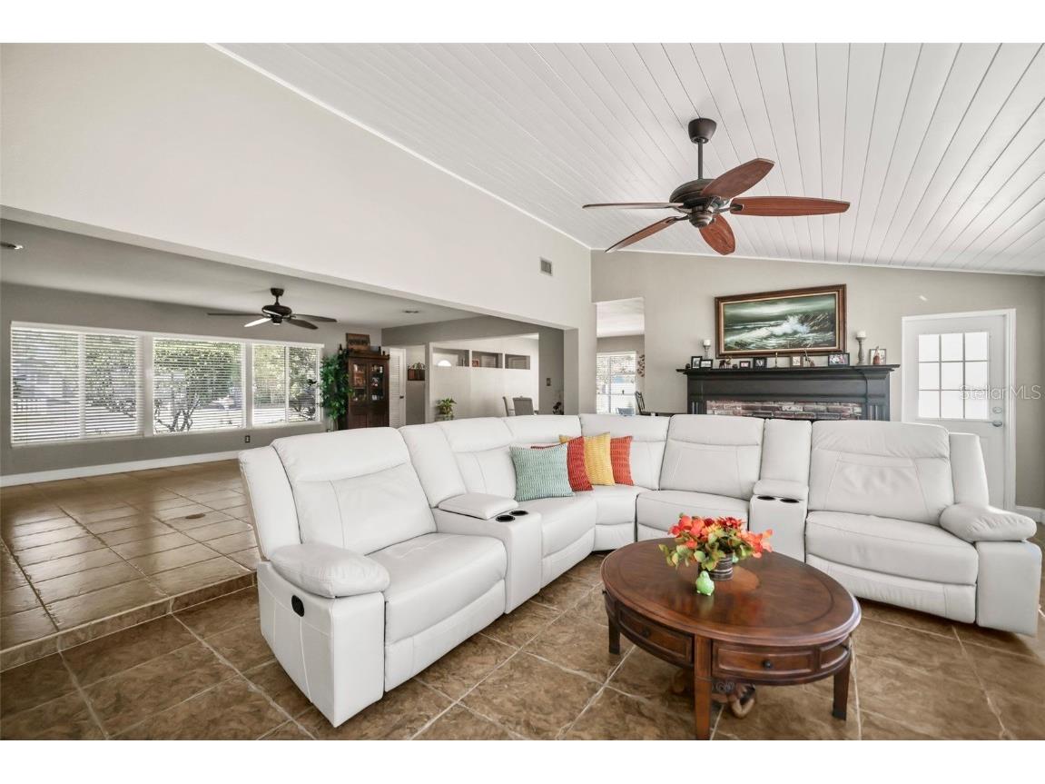 55 Valencia Drive Dunedin FL 34698 TB8444892 image23