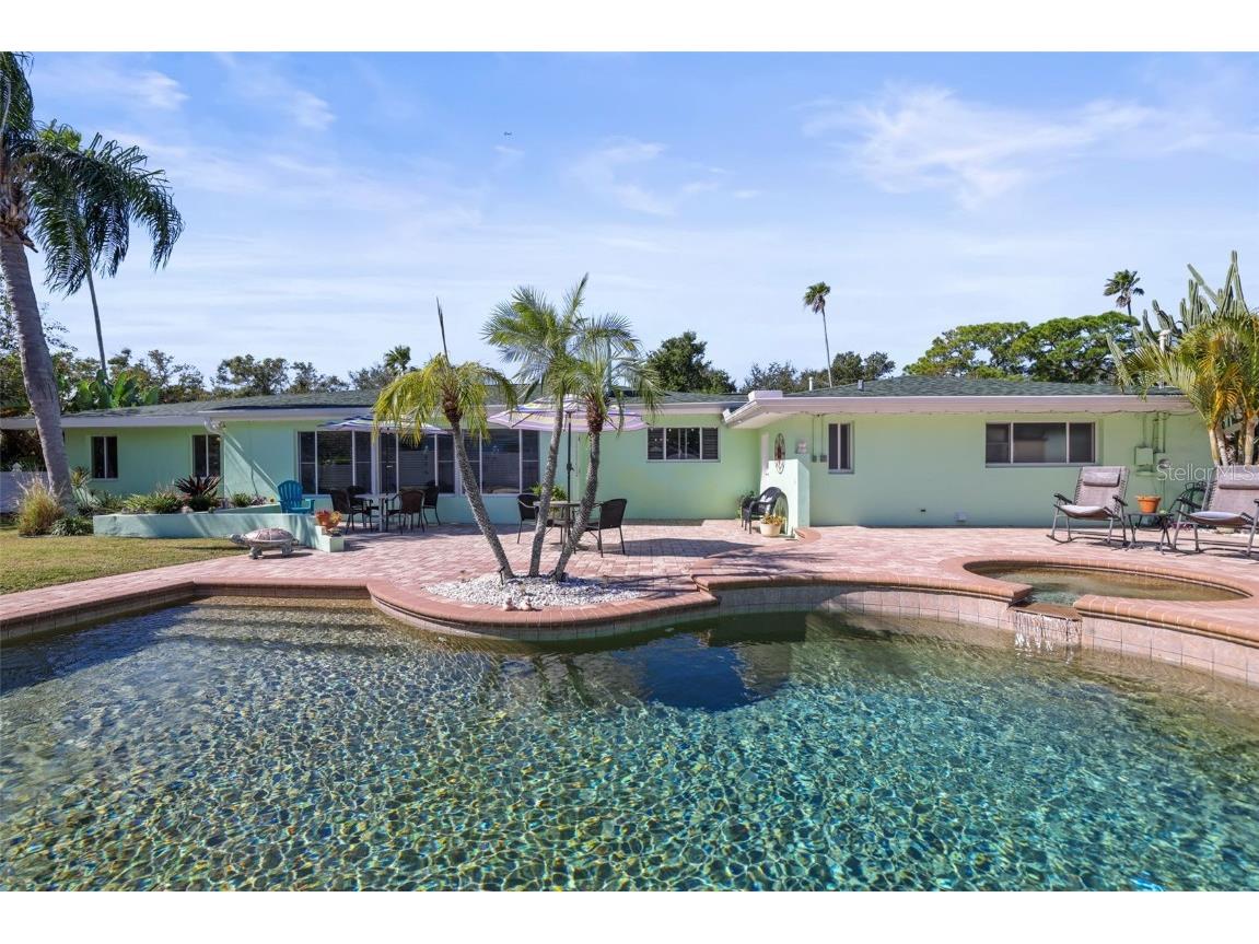 55 Valencia Drive Dunedin FL 34698 TB8444892 image8