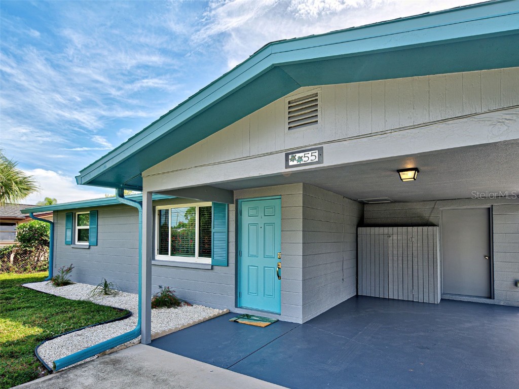 55 Warren Avenue Englewood FL 34223 N6140394 image1