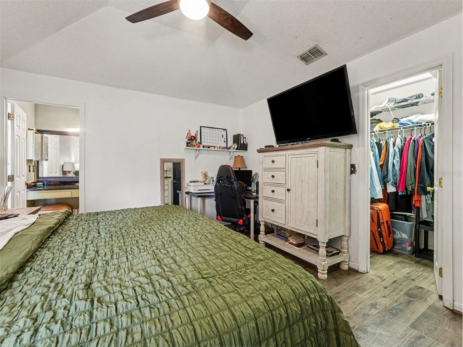 550 Buckingham Circle Davenport FL 33897 TB8526266 image20