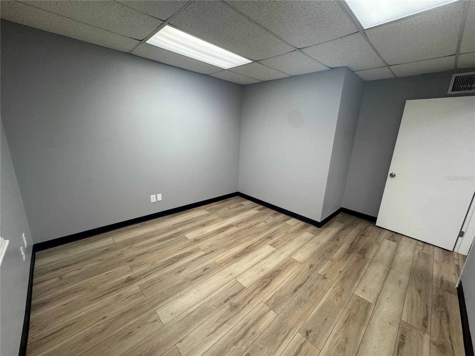 550 N Balmoral Circle #108/109 Jacksonville FL 32218 GC539546 image5
