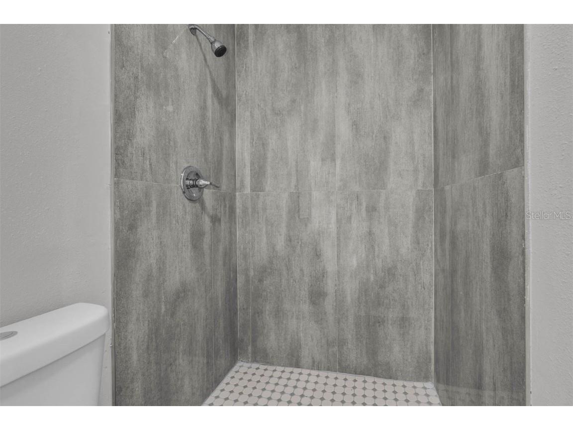 550 N Ridgewood Avenue Daytona Beach FL 32114 O6349612 image22