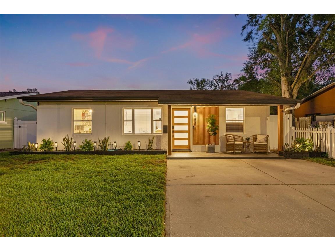 550 Northmoor Avenue N Saint Petersburg FL 33702 TB8312619 image1