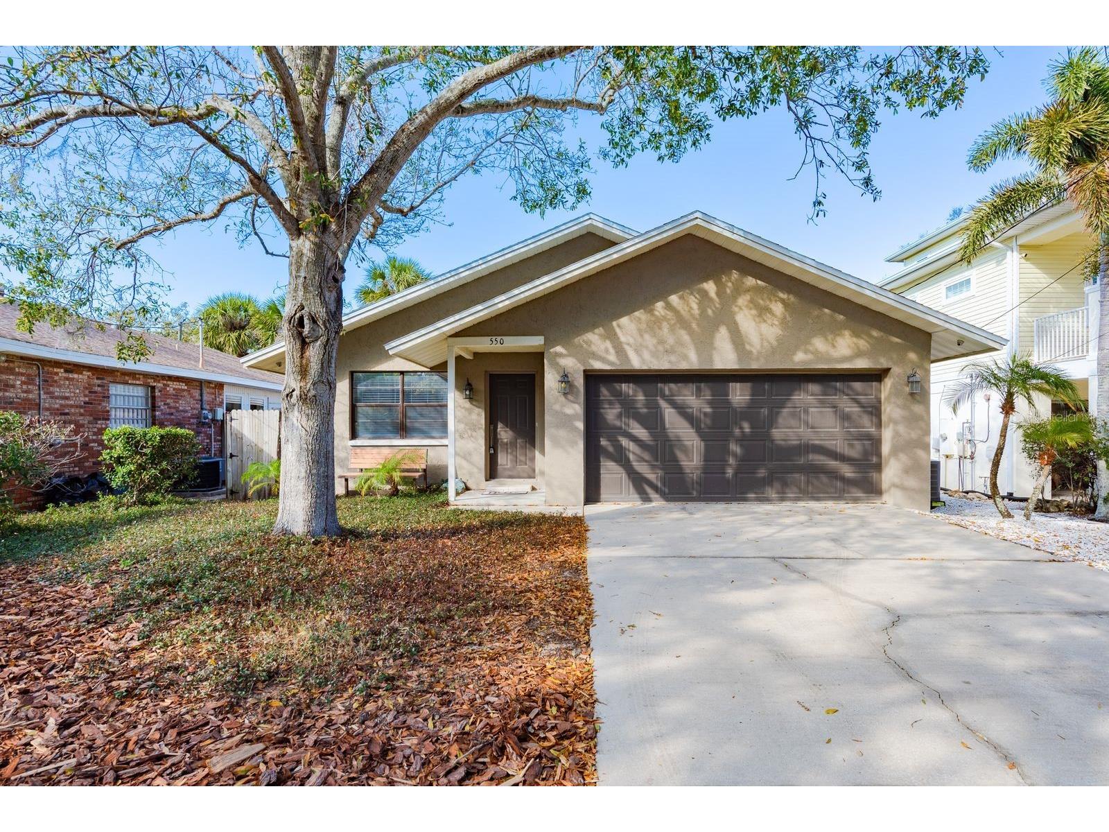 550 Ontario Avenue Crystal Beach FL 34681 TB8475182 image1