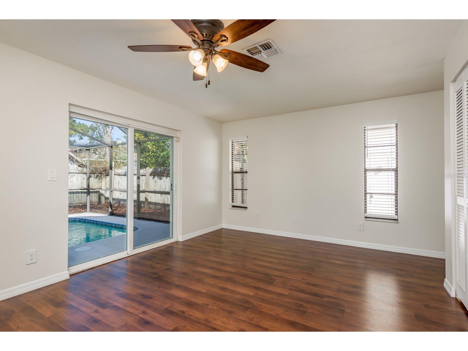 550 Ontario Avenue Crystal Beach FL 34681 TB8475182 image14
