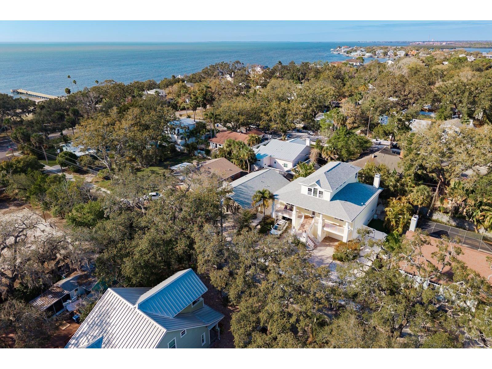 550 Ontario Avenue Crystal Beach FL 34681 TB8475182 image31