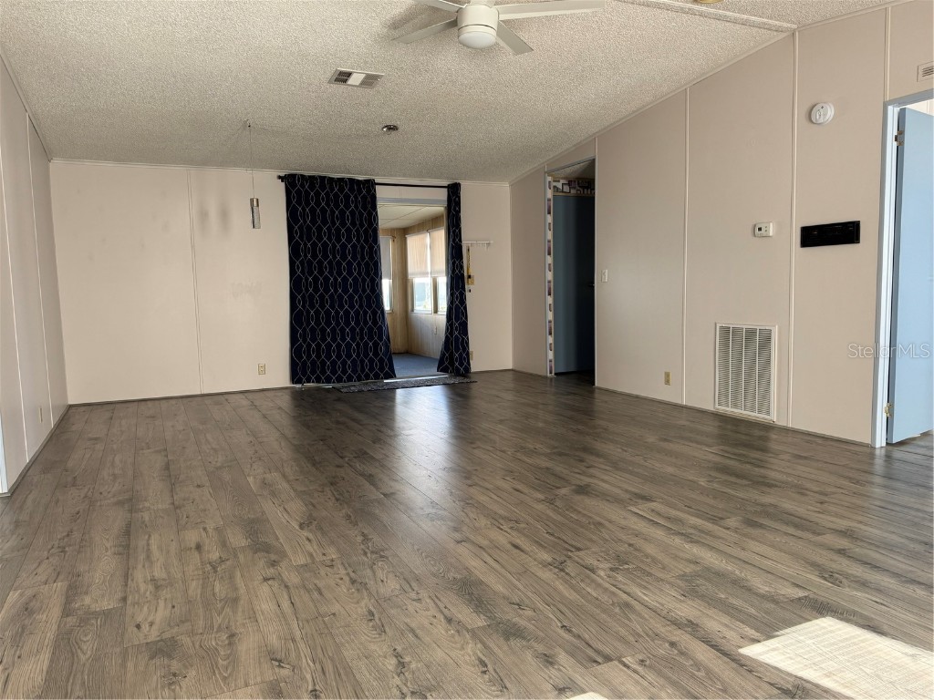 550 Saint Johns Road Tavares FL 32778 - LAKE HARRIS CHAIN OF LAKES O6219182 image25