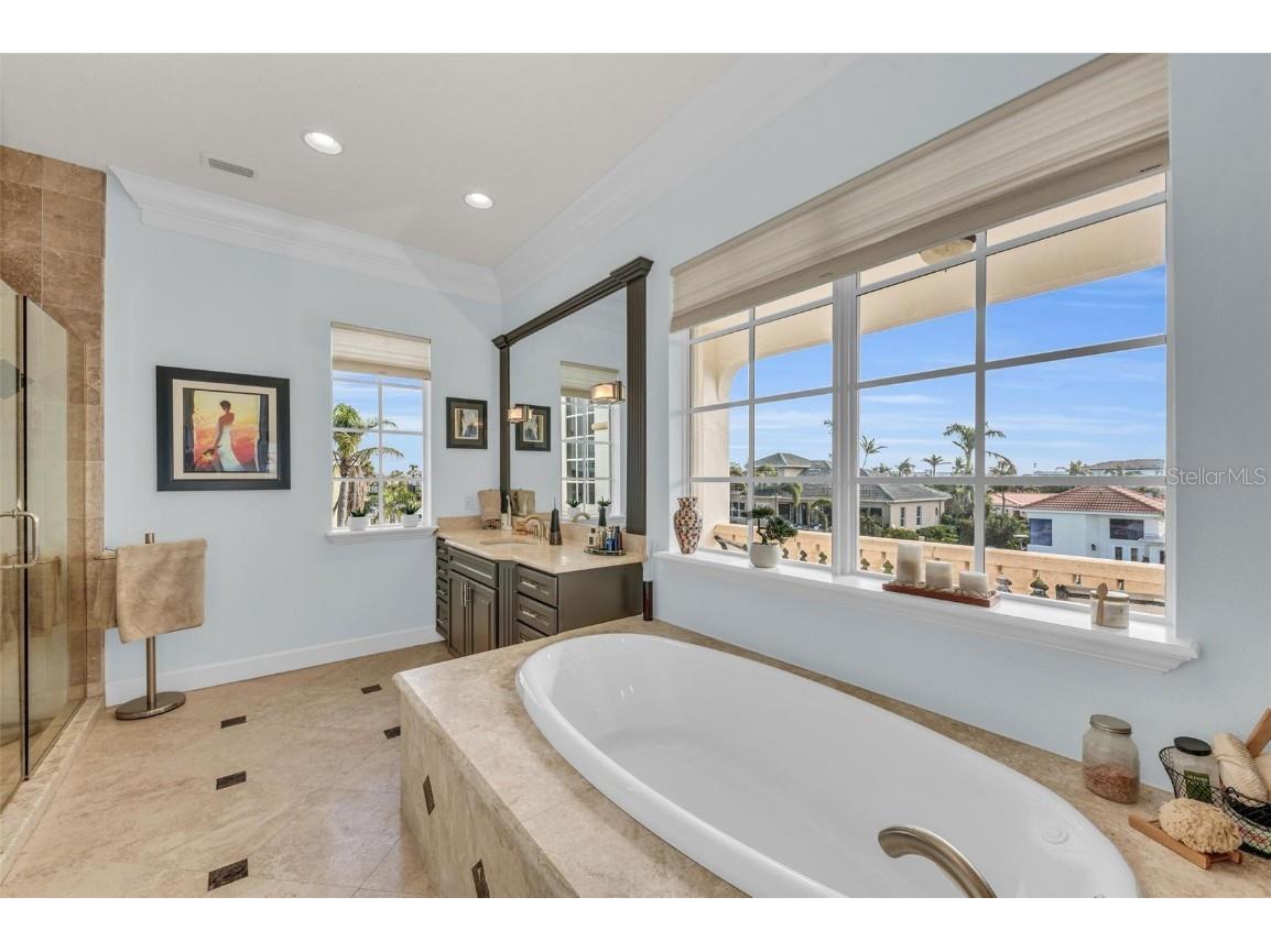 550 Yardarm Lane Longboat Key FL 34228 A4672604 image39