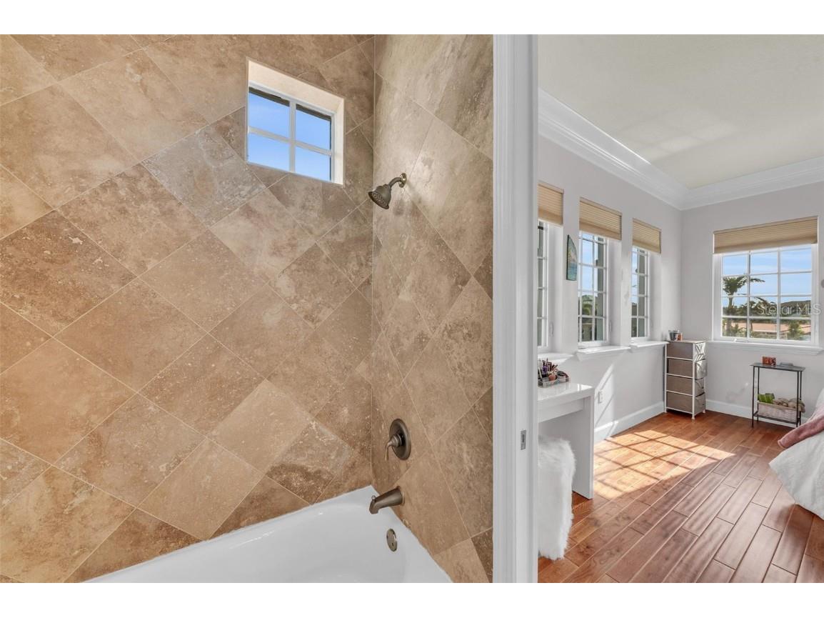 550 Yardarm Lane Longboat Key FL 34228 A4672604 image50