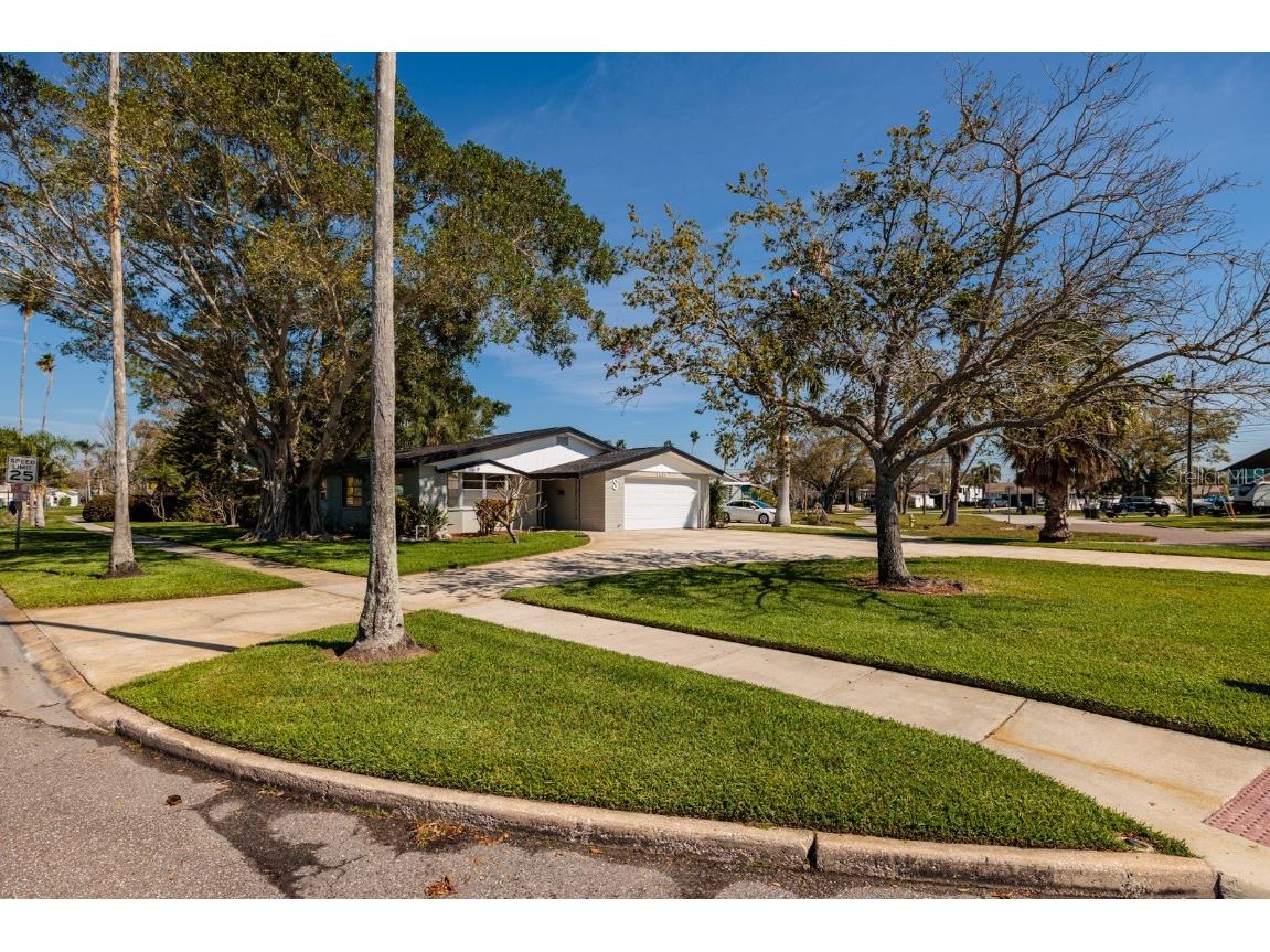 5500 Bayou Grande Boulevard NE Saint Petersburg FL 33703 A4638741 image3