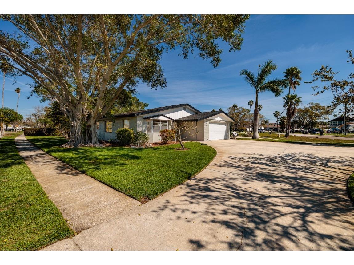 5500 Bayou Grande Boulevard NE Saint Petersburg FL 33703 A4638741 image4