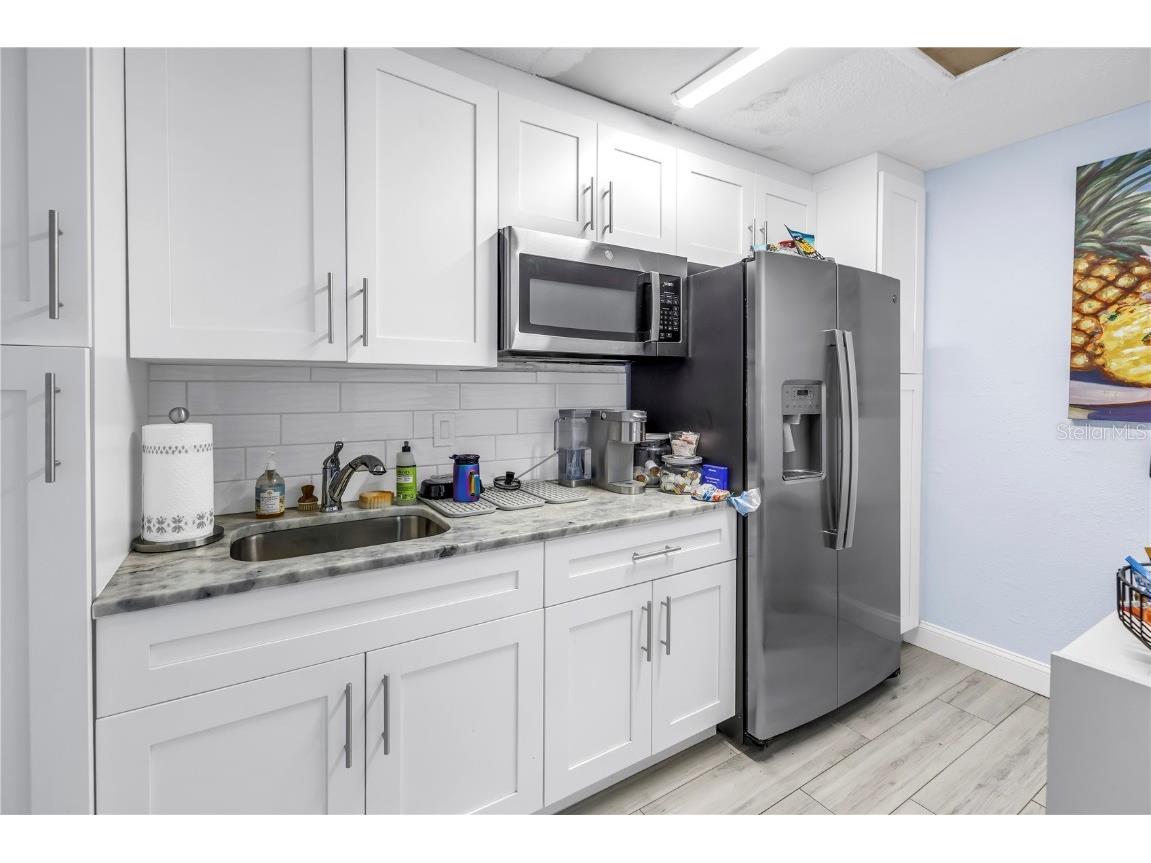 5500 Central Ave Saint Petersburg FL 33707 TB8384033 image12