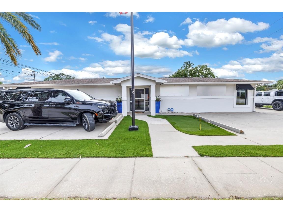 5500 Central Ave Saint Petersburg FL 33707 TB8384033 image2