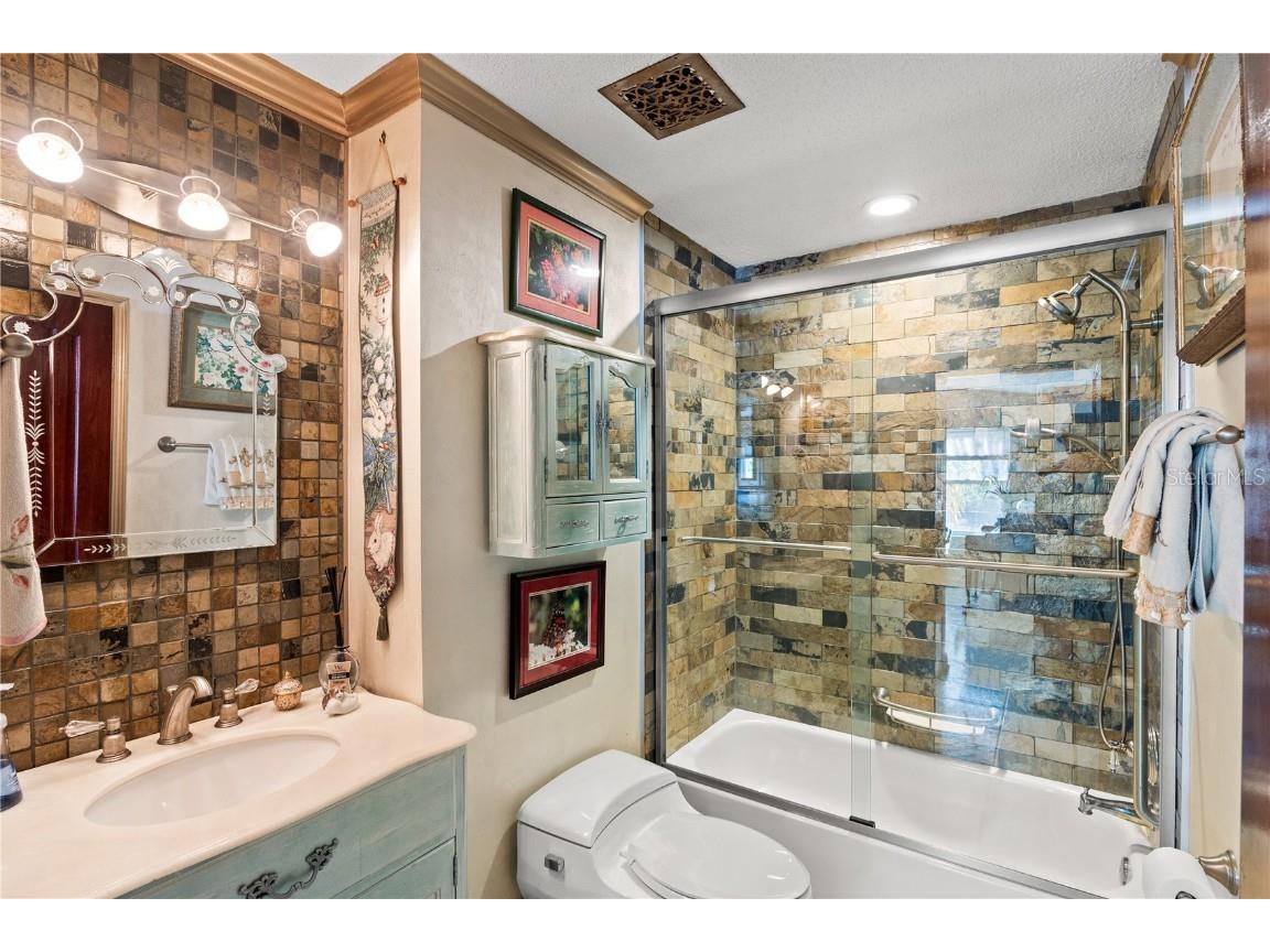 5500 Longwood Run Boulevard #201 Sarasota FL 34243 A4645647 image19