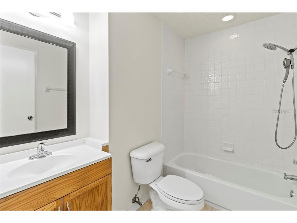 5500 Longwood Run Boulevard #203 Sarasota FL 34243 A4655287 image27