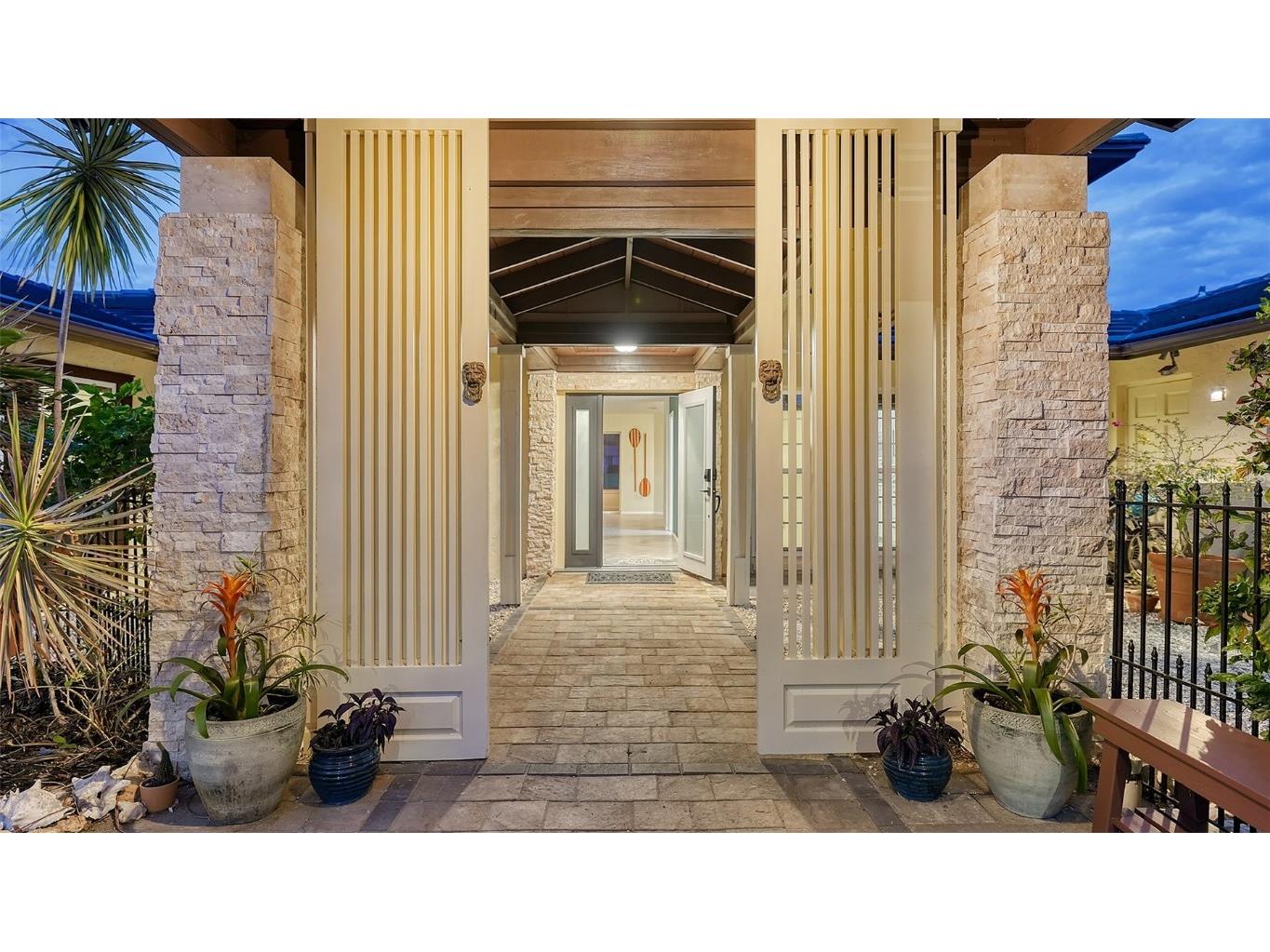 5500 Merrimac Drive Sarasota FL 34231 - PHILLIPPI CREEK A4652628 image3