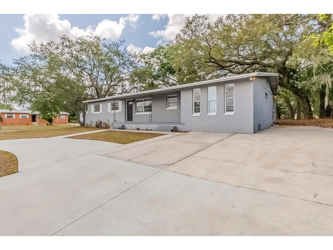 5500 Riviera Drive Orlando FL 32808 O6301358 image2