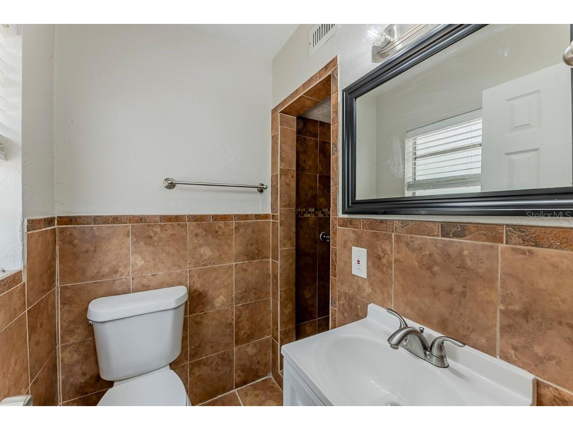 5500 Riviera Drive Orlando FL 32808 O6301358 image39