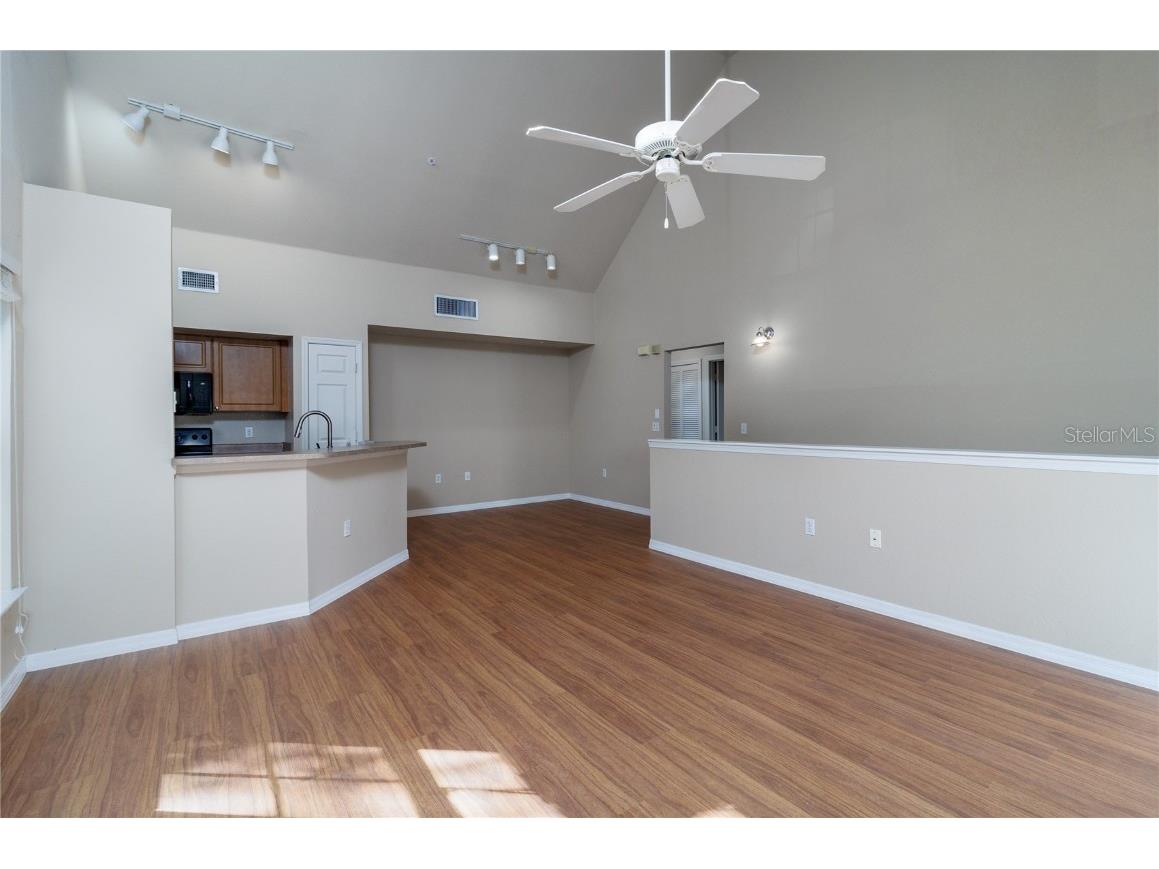 5500 Rosehill Road #204 Sarasota FL 34233 A4671322 image7