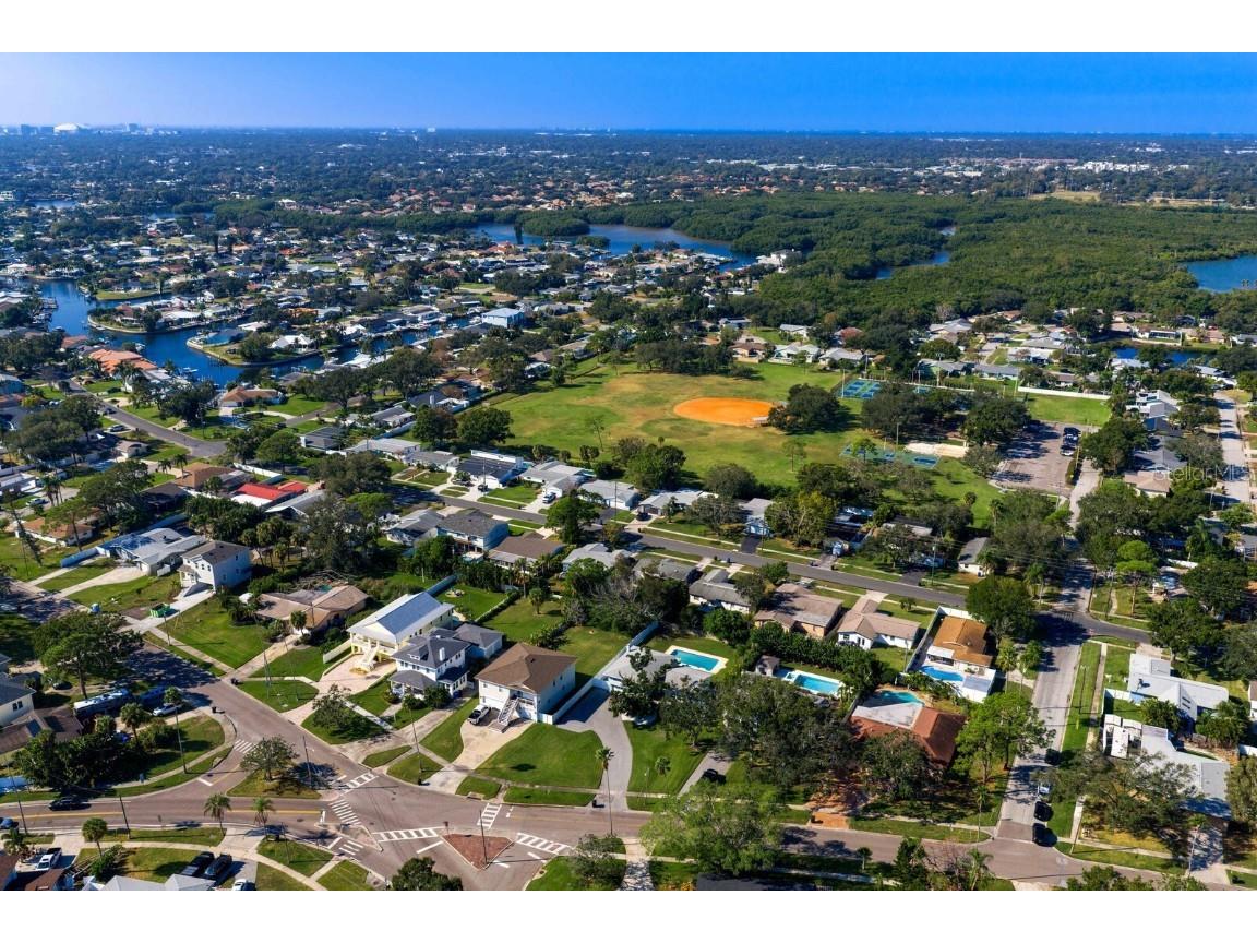 5500 Venetian Boulevard NE Saint Petersburg FL 33703 TB8450363 image48