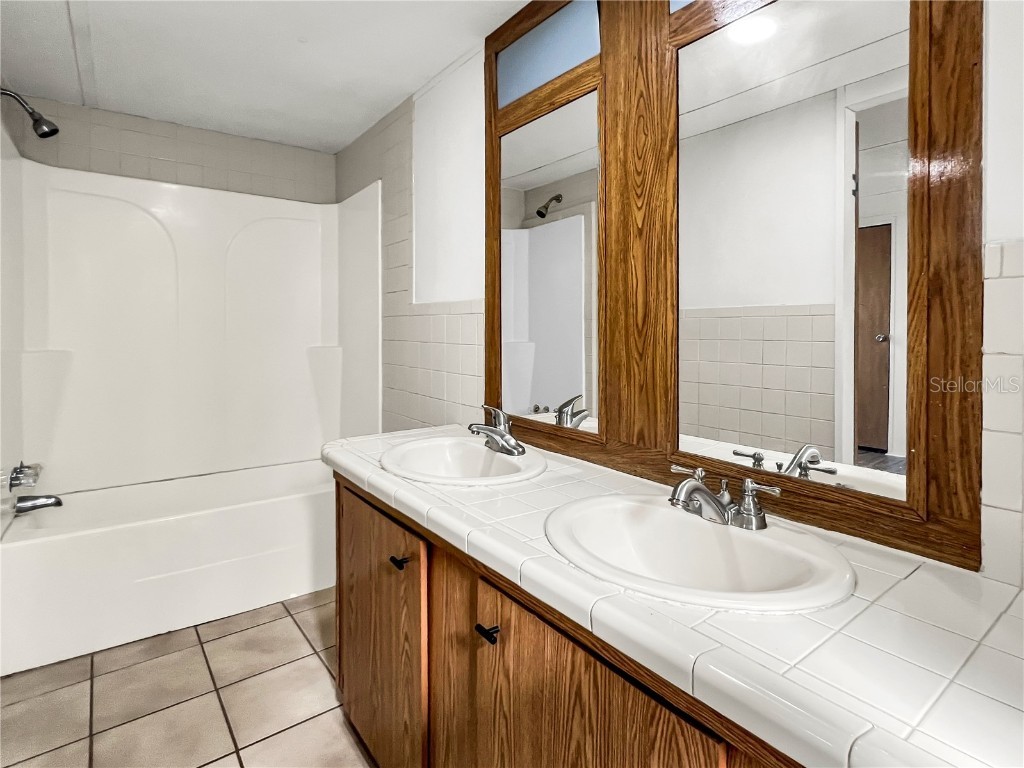 55006 5th Street Astor FL 32102 V4941001 image12