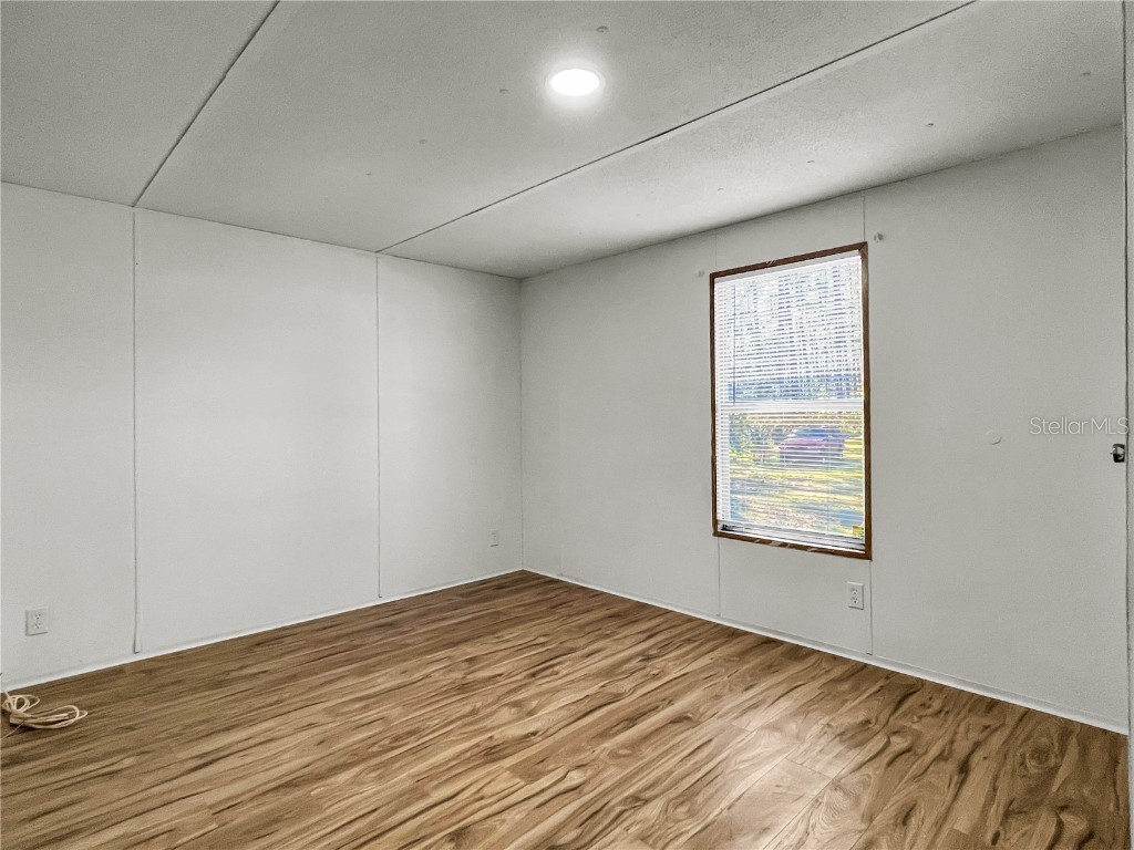 55006 5th Street Astor FL 32102 V4941001 image15