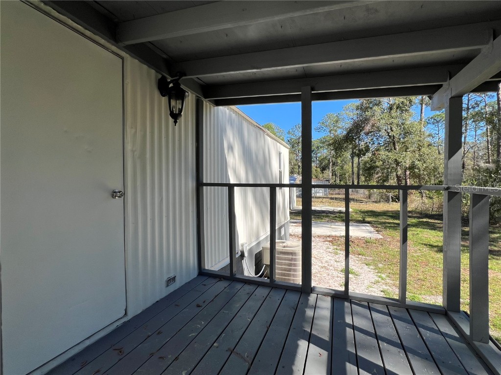 55006 5th Street Astor FL 32102 V4941001 image17