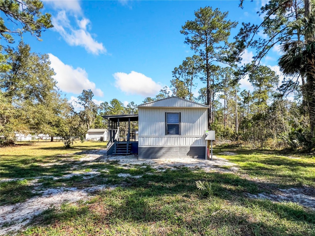 55006 5th Street Astor FL 32102 V4941001 image2